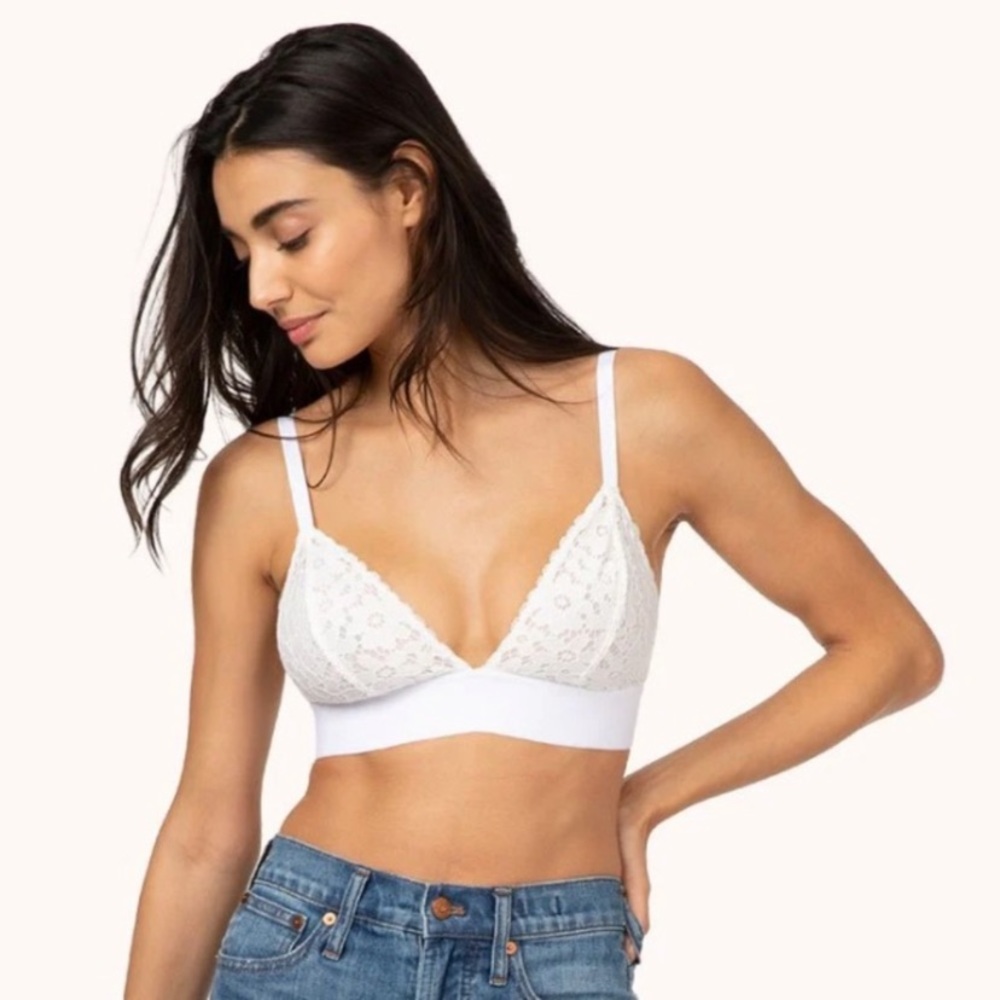 Lively The Floral Lace Bralette white